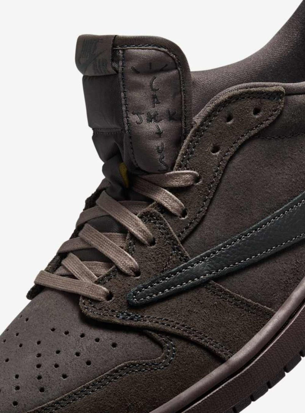 AIR JORDAN 1 RETRO LOW OG SP TRAVIS SCOTT VELVET BROWN