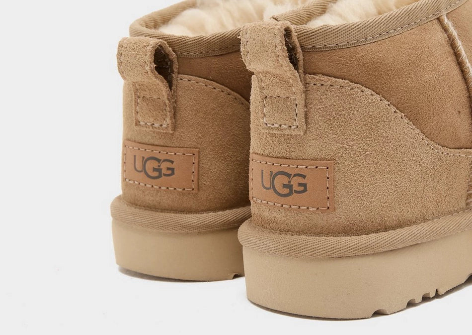 UGG Classic Ultra Mini Boots Femme