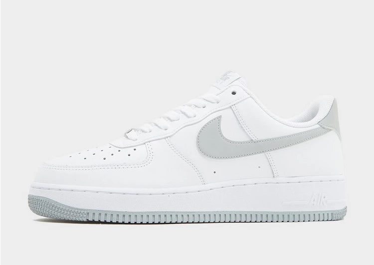 Nike Air Force 1 '07